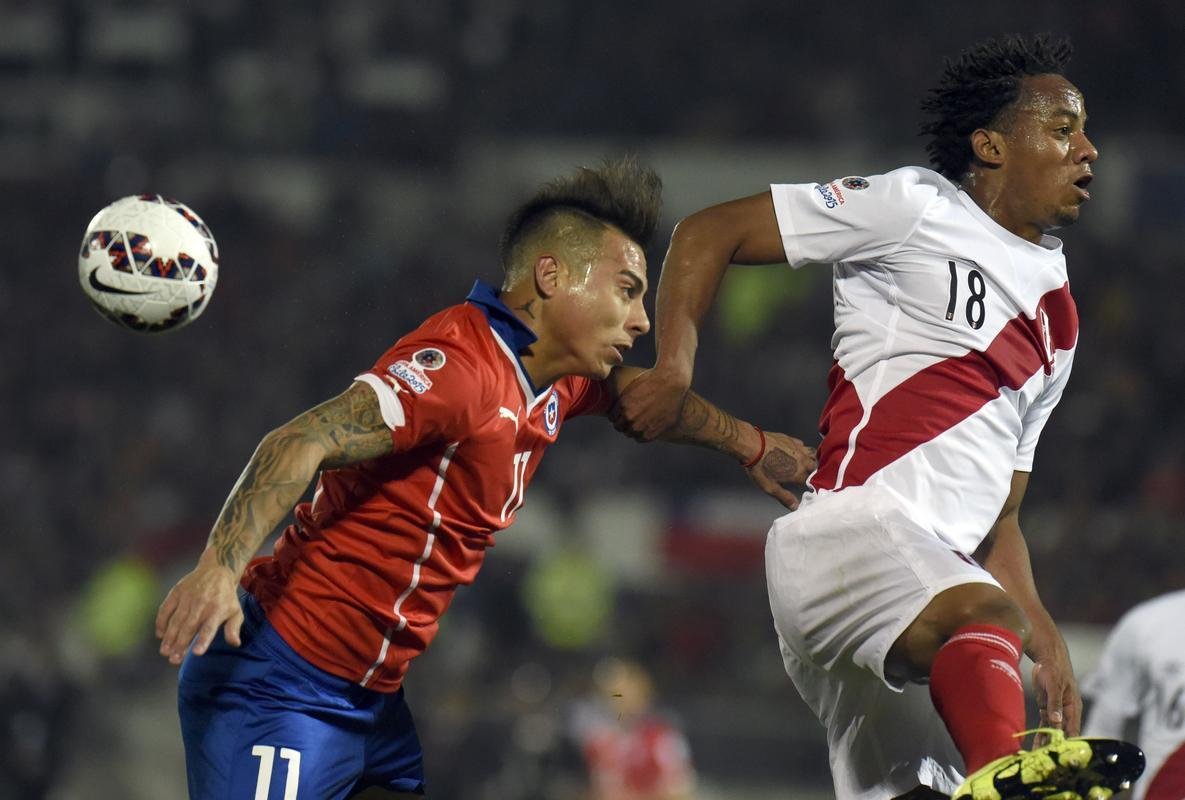 Chile vence o Peru por 2 a 1, faz a festa da torcida e se garante na final da Copa Amrica
