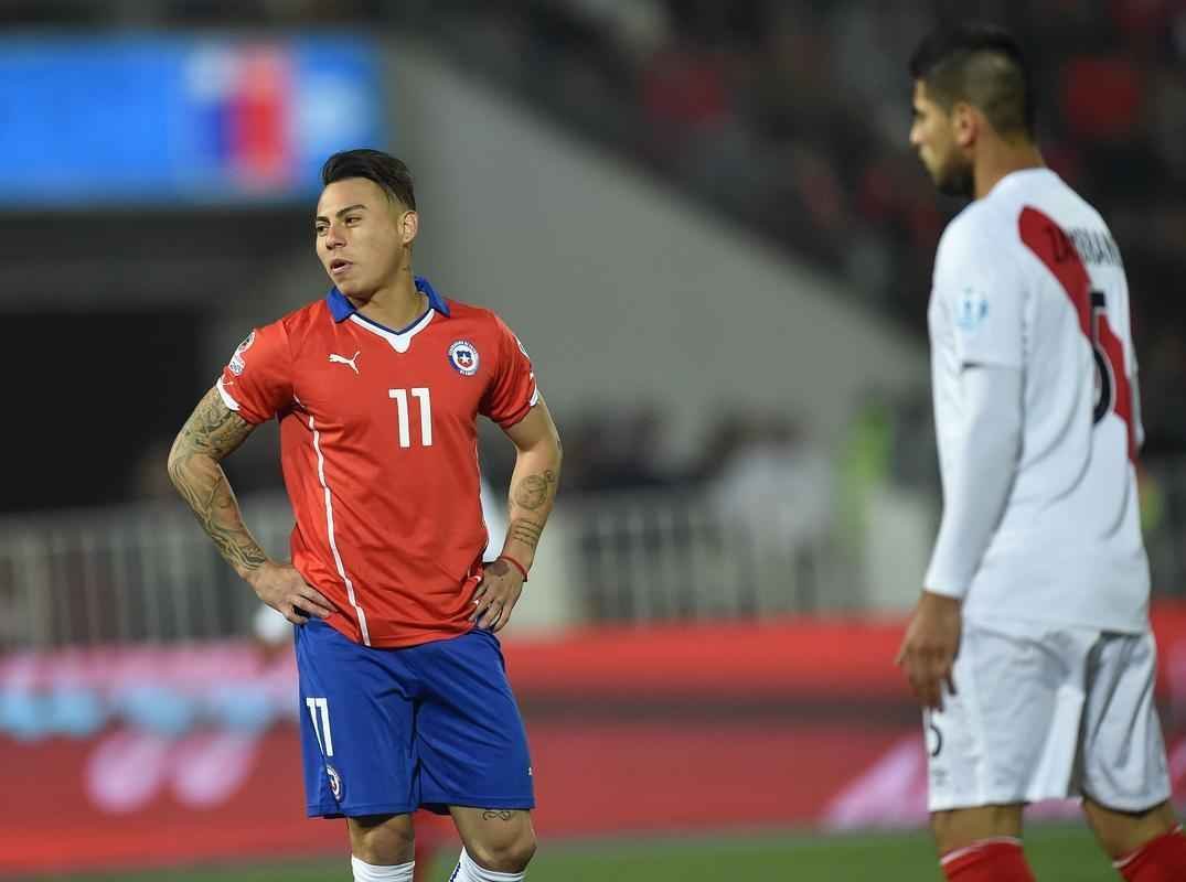 Chile vence o Peru por 2 a 1, faz a festa da torcida e se garante na final da Copa Amrica