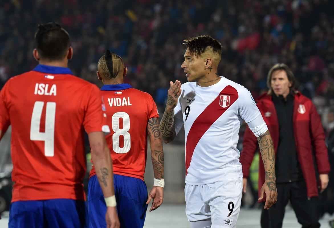 Chile vence o Peru por 2 a 1, faz a festa da torcida e se garante na final da Copa Amrica