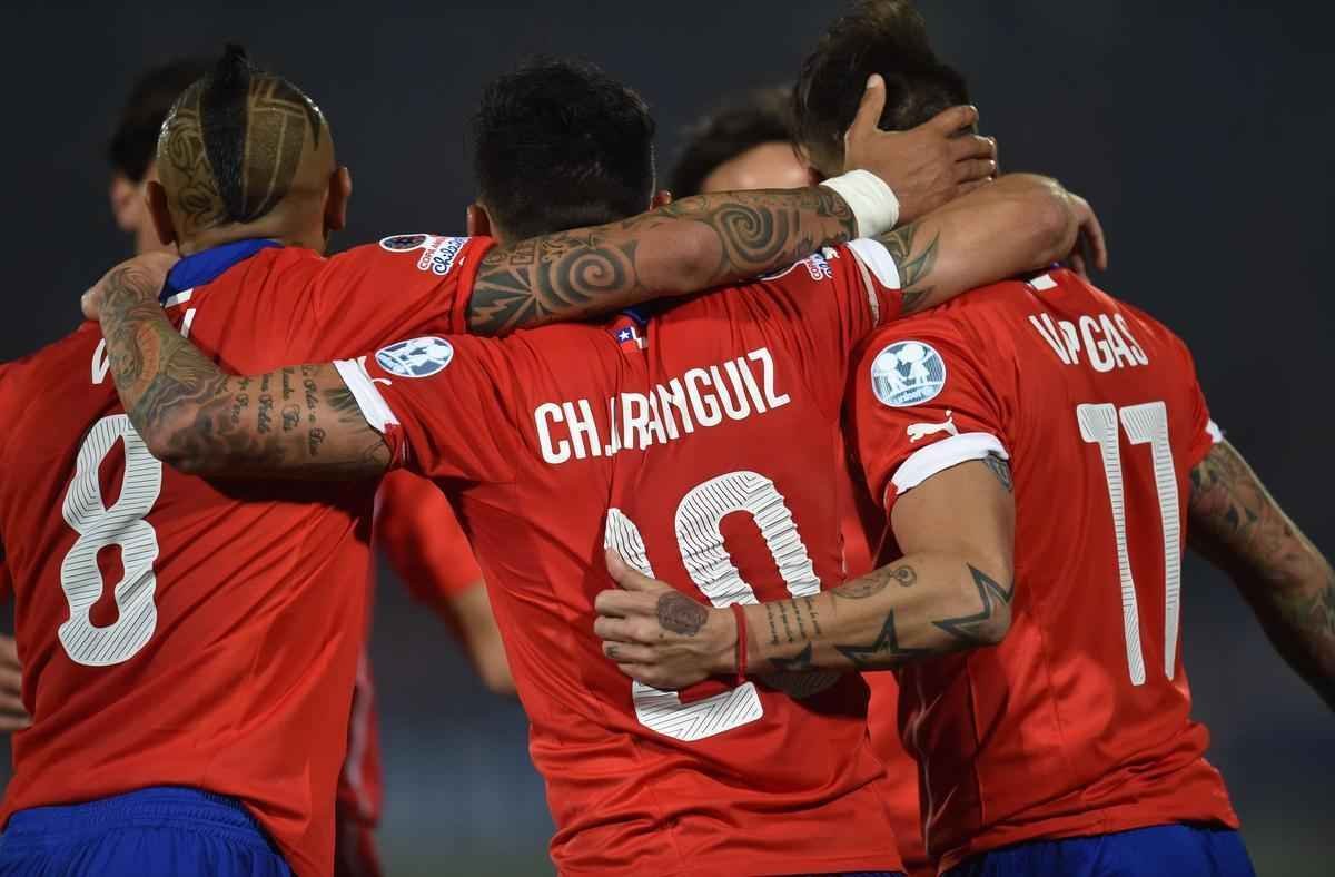 Chile vence o Peru por 2 a 1, faz a festa da torcida e se garante na final da Copa Amrica