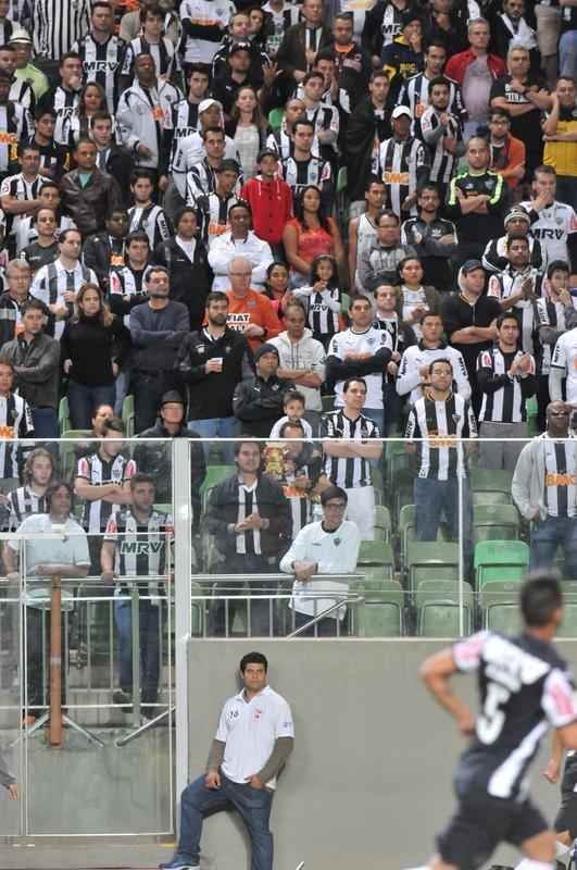 Fotos da torcida do Atltico no Independncia durante a partida contra o Coritiba, pela 10 rodada do Campeonato Brasileiro
