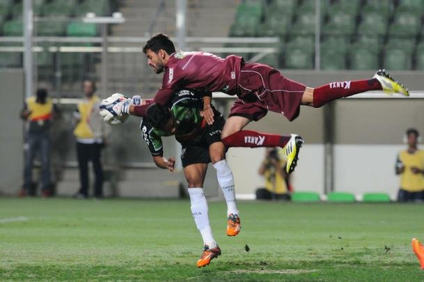 Imagens do jogo entre Amrica e Mogi Mirim no Independncia