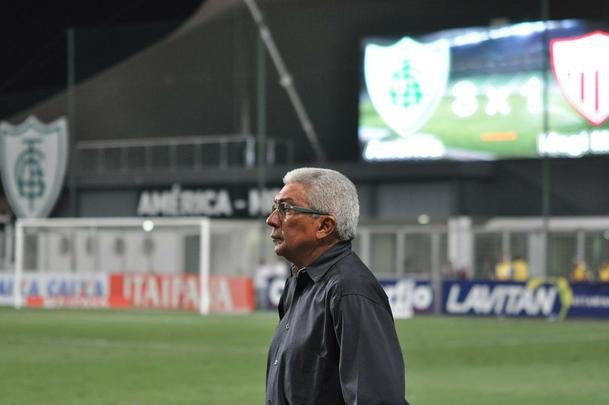 Imagens do jogo entre Amrica e Mogi Mirim no Independncia