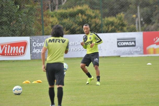 Lateral Patric durante atividade na Cidade do Galo