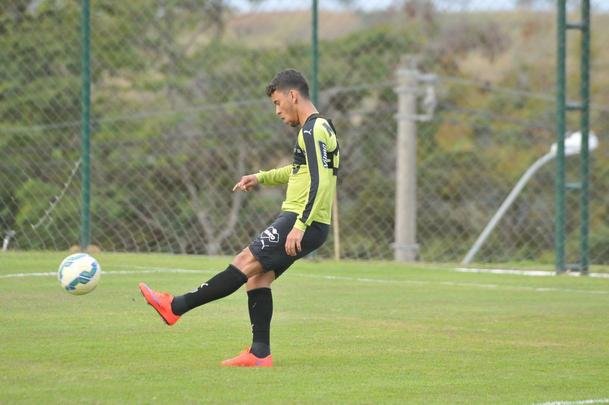 Lateral-direito Marcos Rocha