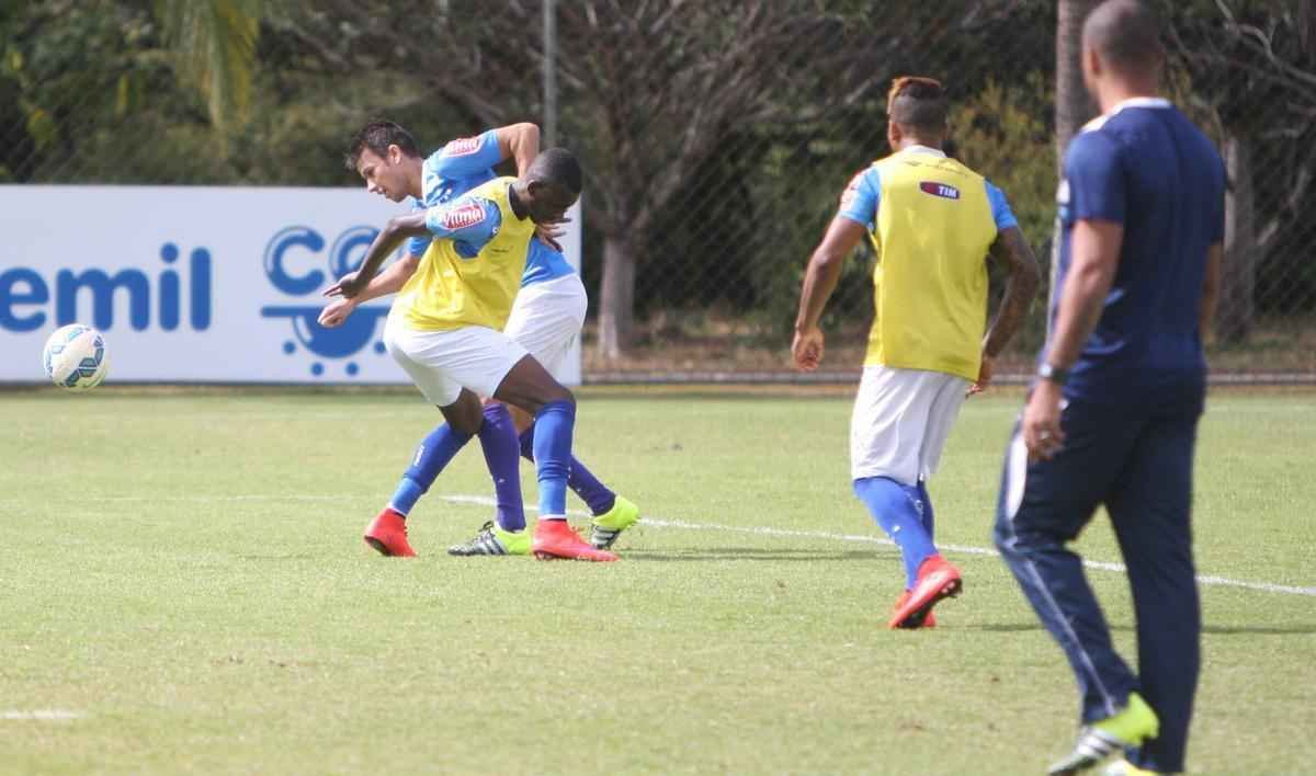 Time celeste realizou atividade recreativa antes de viajar para o Rio de Janeiro