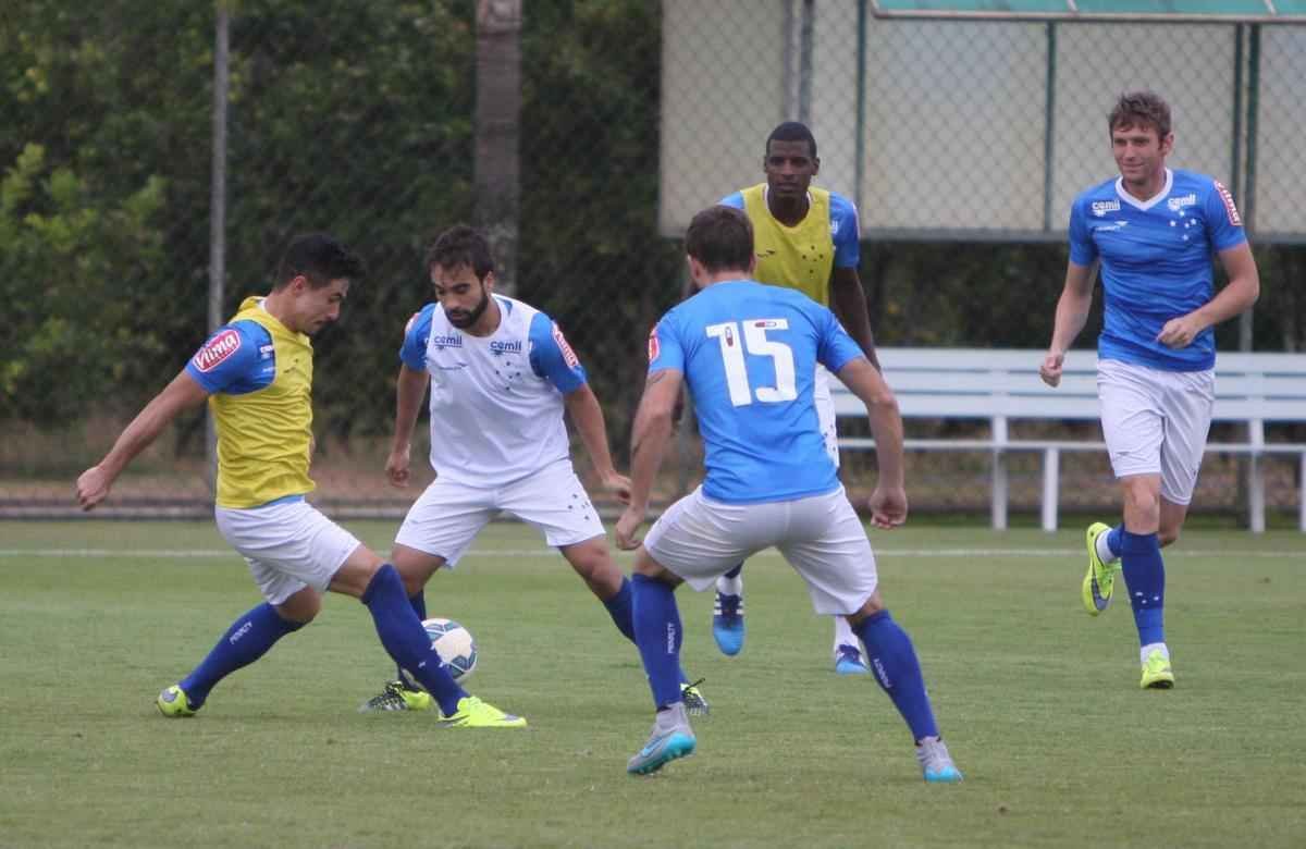 Time celeste realizou atividade recreativa antes de viajar para o Rio de Janeiro
