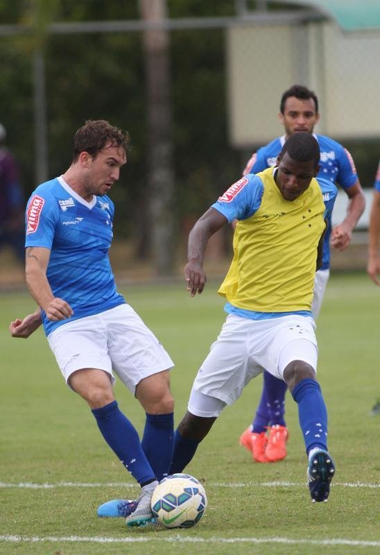 Time celeste realizou atividade recreativa antes de viajar para o Rio de Janeiro