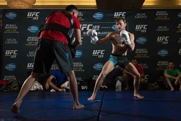 Imagens do treino aberto do UFC 189, em Las Vegas - Conor McGregor na atividade