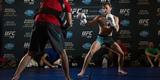Imagens do treino aberto do UFC 189, em Las Vegas - Conor McGregor na atividade