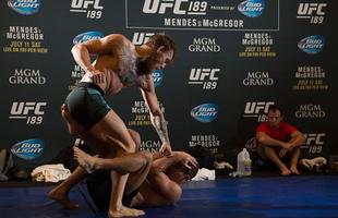 Imagens do treino aberto do UFC 189, em Las Vegas - Conor McGregor na atividade