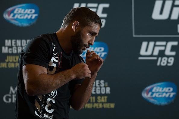 Imagens do treino aberto do UFC 189, em Las Vegas - Chad Mendes na movimentao