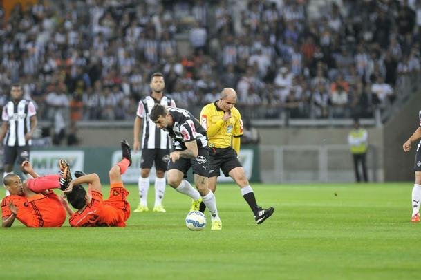 Imagens da partida entre Atltico e Sport, pela 12 rodada do Campeonato Brasileiro 