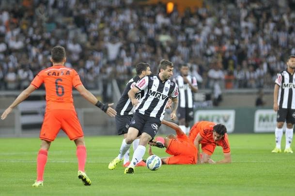 Imagens da partida entre Atltico e Sport, pela 12 rodada do Campeonato Brasileiro 