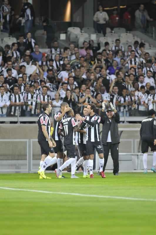 Imagens da partida entre Atltico e Sport, pela 12 rodada do Campeonato Brasileiro 