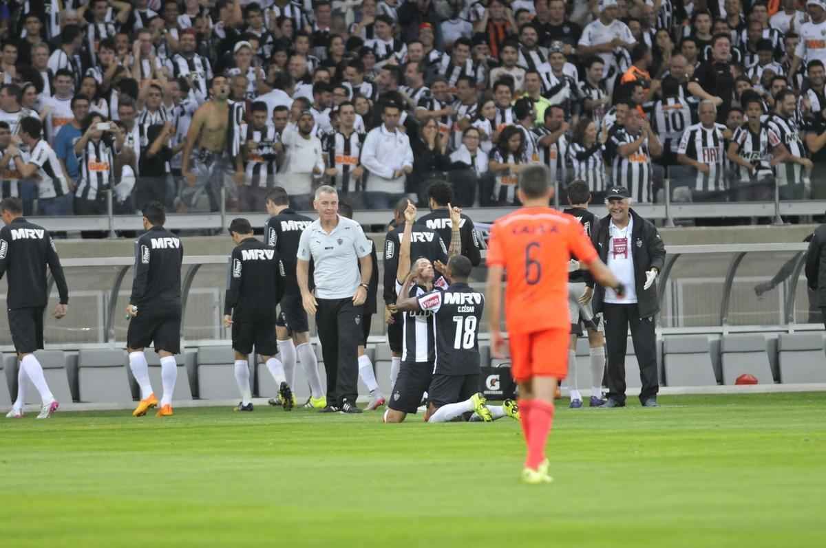 Imagens da partida entre Atltico e Sport, pela 12 rodada do Campeonato Brasileiro 