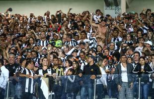 Mais de 50 mil pessoas apoiaram o Atltico contra o Sport, no Mineiro