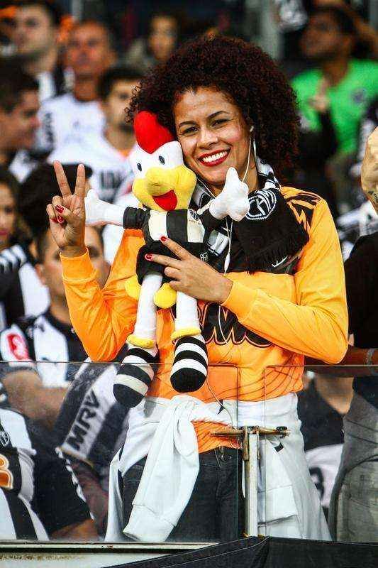 Mais de 50 mil pessoas apoiaram o Atltico contra o Sport, no Mineiro
