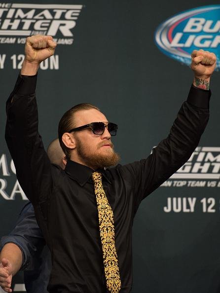 Imagens da coletiva pr-lutas do UFC 189, em Las Vegas - Conor McGregor agita os fs