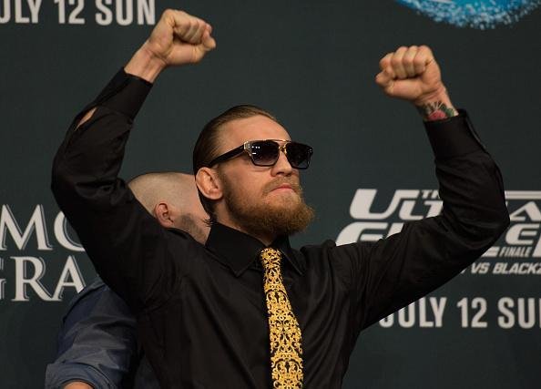 Imagens da coletiva pr-lutas do UFC 189, em Las Vegas - Conor McGregor agita os fs