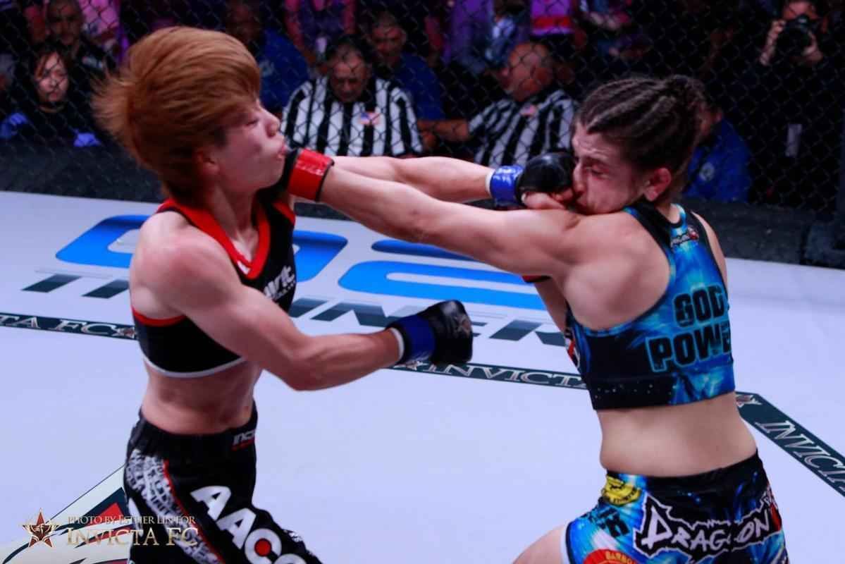 Ayaka Hamasaki venceu Hrica Tibrcio por deciso dividida - pelo cinturo do peso tomo