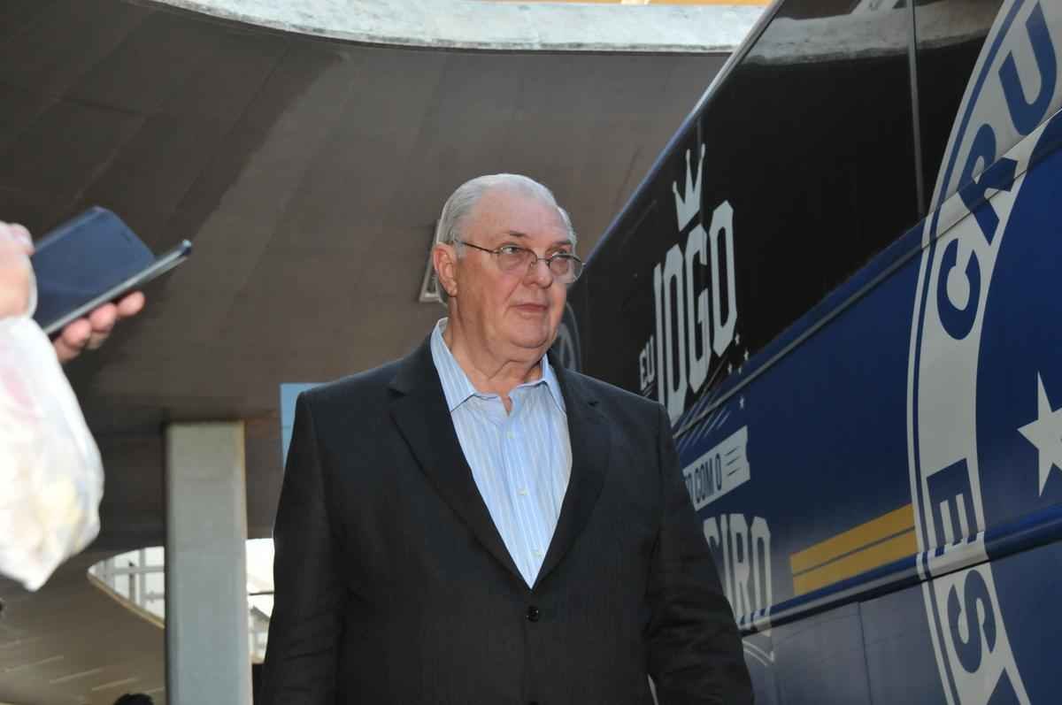 Equipe retornou para casa em clima tranquilo depois de quarto revs em cinco jogos