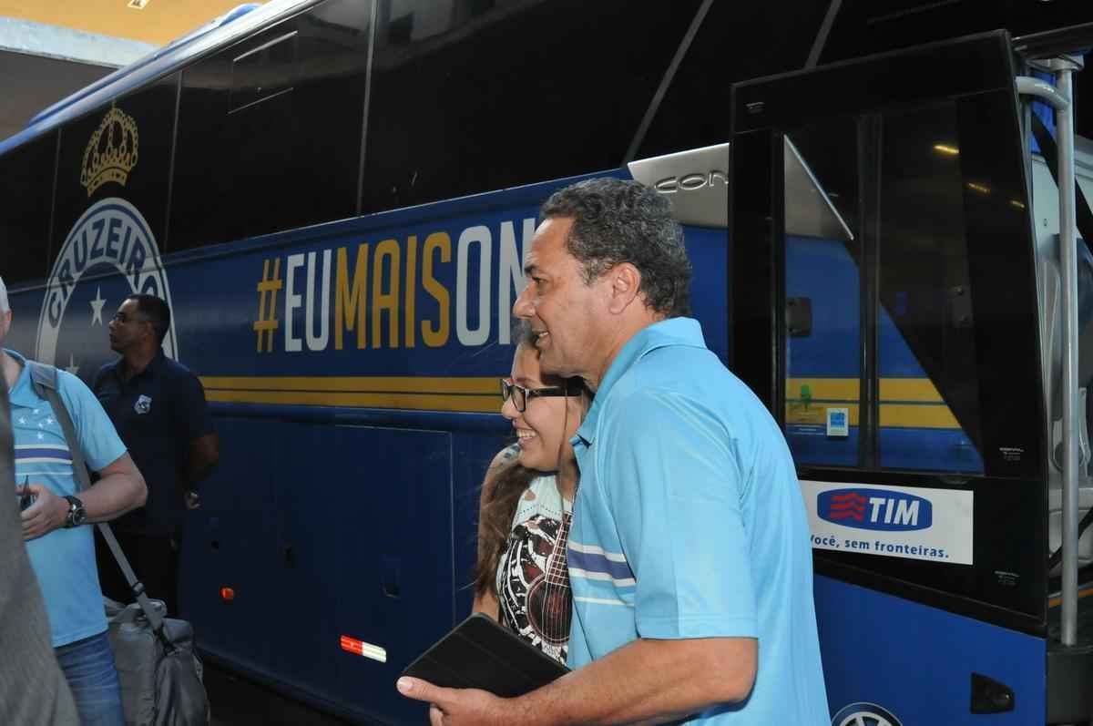 Equipe retornou para casa em clima tranquilo depois de quarto revs em cinco jogos