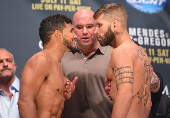 Veja imagens da pesagem e encaradas do UFC 189 - Dennis Bermudez e Jeremy Stephens
