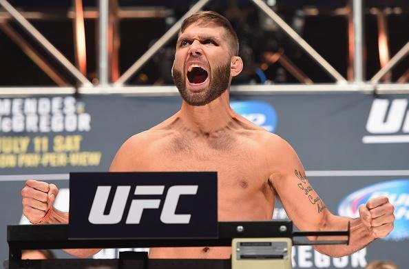 Veja imagens da pesagem e encaradas do UFC 189 - Jeremy Stephens