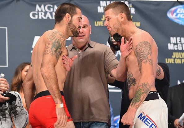 Veja imagens da pesagem e encaradas do UFC 189 - Matt Brown e Tim Means