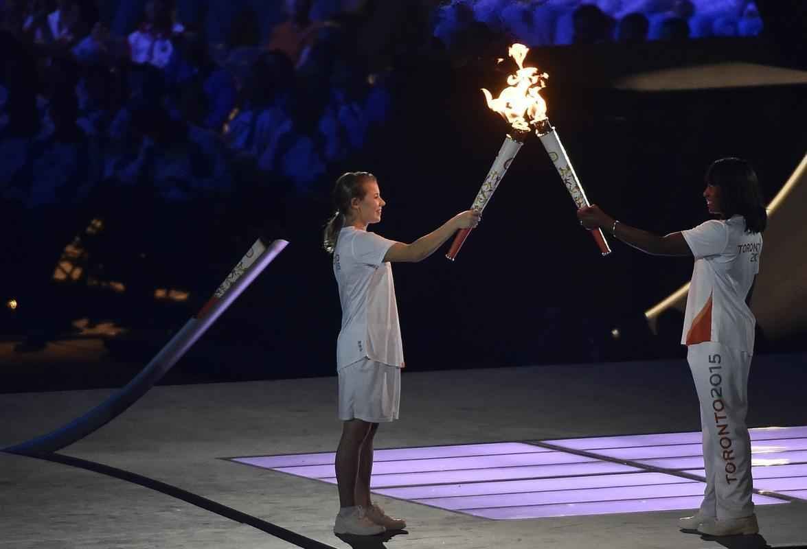 Veja as belas imagens da abertura do Pan de Toronto 2015