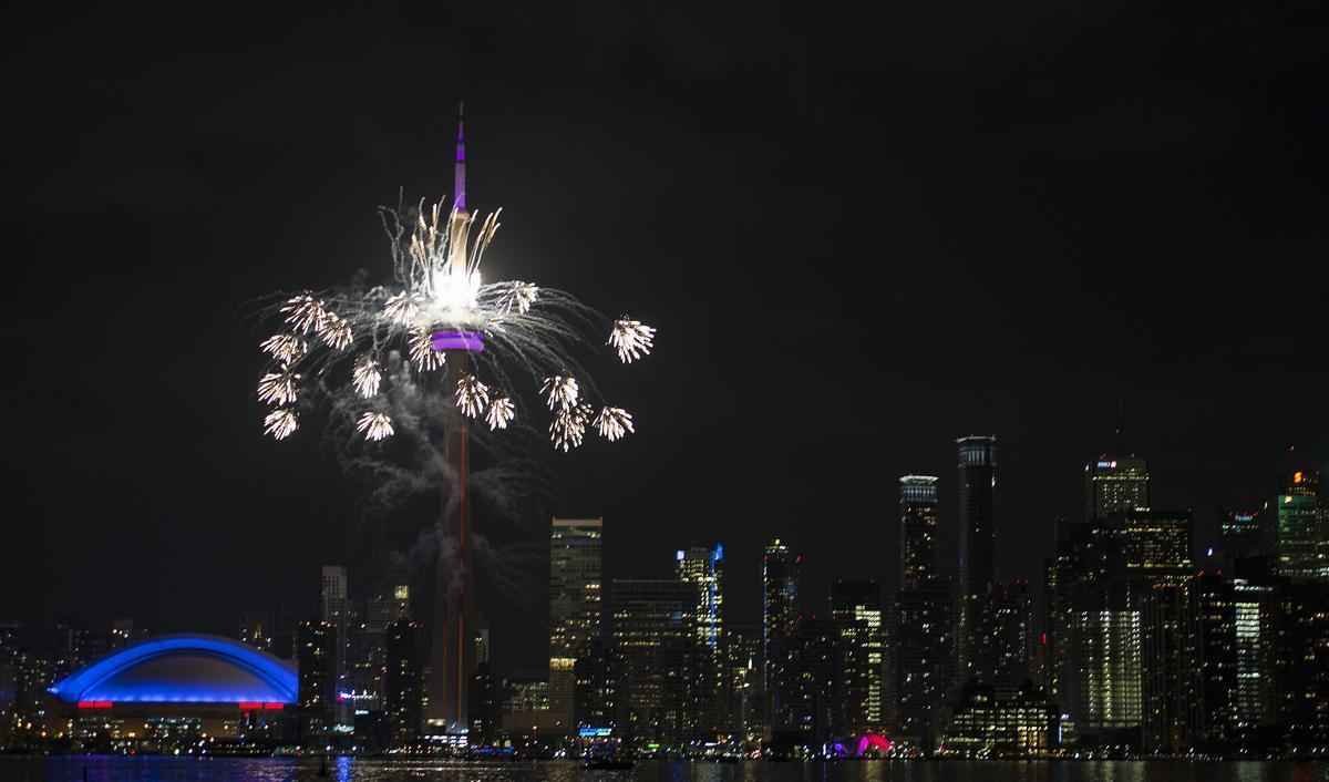 Veja as belas imagens da abertura do Pan de Toronto 2015