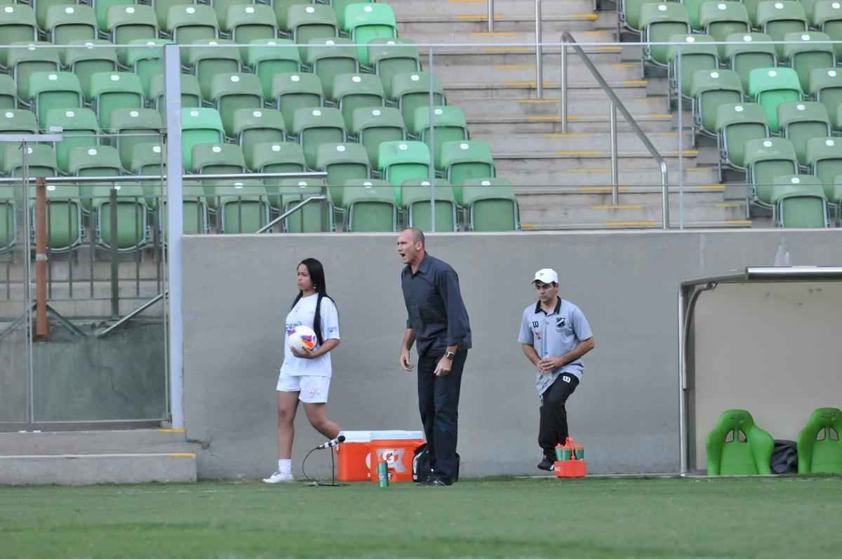Fotos de Amrica x ABC, no Independncia, pela 12 rodada da Srie B do Campeonato Brasileiro