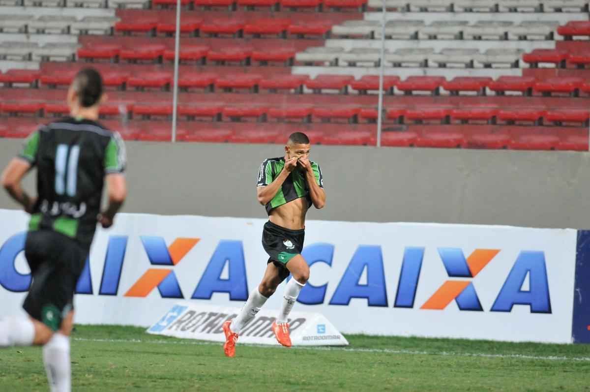 Fotos de Amrica x ABC, no Independncia, pela 12 rodada da Srie B do Campeonato Brasileiro