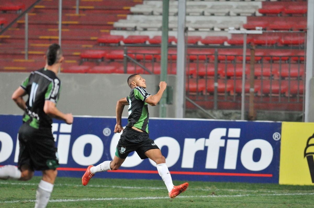 Fotos de Amrica x ABC, no Independncia, pela 12 rodada da Srie B do Campeonato Brasileiro