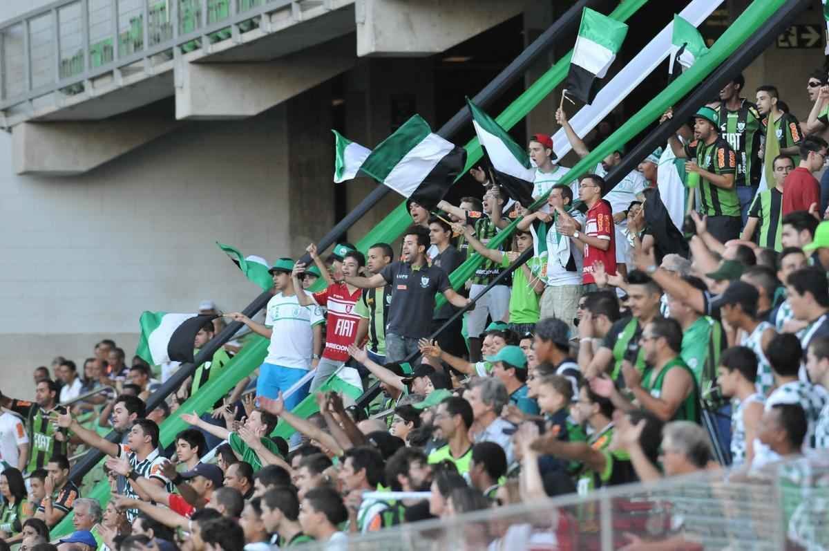 Fotos da torcida na partida entre Amrica e ABC, no Independncia, pela Srie B do Brasileiro
