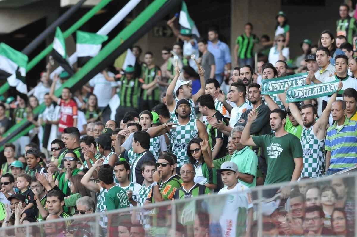 Fotos da torcida na partida entre Amrica e ABC, no Independncia, pela Srie B do Brasileiro