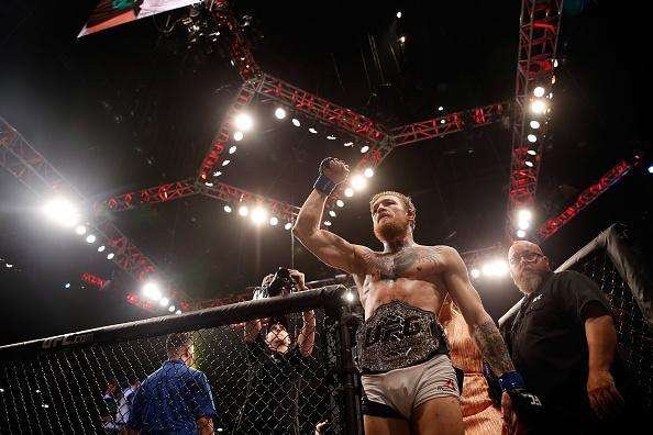 Veja imagens incríveis da vitória de Conor McGregor sobre Chad Mendes