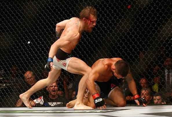 Veja imagens incrveis da vitria de Conor McGregor sobre Chad Mendes
