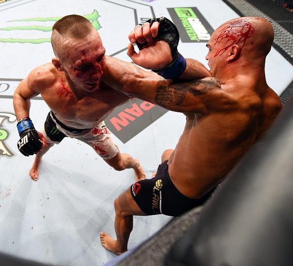 Veja as melhores fotos da batalha entre Robbie Lawler e Rory MacDonald