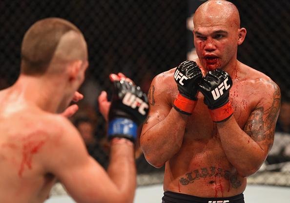 Veja as melhores fotos da batalha entre Robbie Lawler e Rory MacDonald