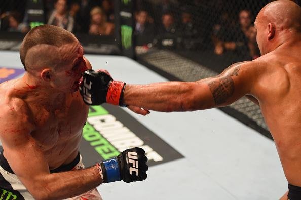 Veja as melhores fotos da batalha entre Robbie Lawler e Rory MacDonald
