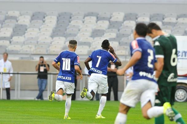 Cruzeiro joga contra o Gois, neste domingo, no Mineiro