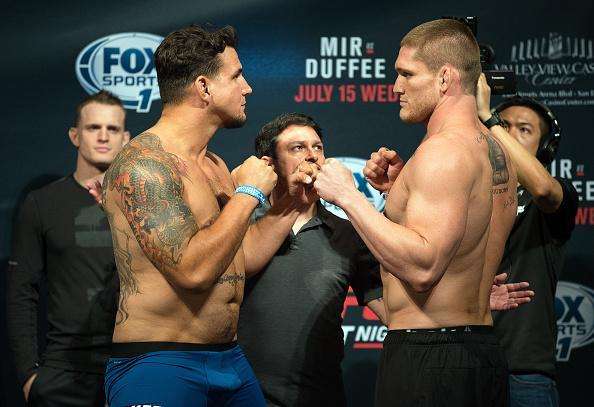 Imagens da pesagem do UFC Fight Night 71, em San Diego - Frank Mir x Todd Duffe 