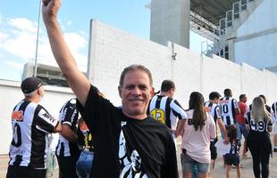 Torcedores de Atltico e Flamengo comparecem ao Independncia para verem estrelas como Dad Maravilha e Reinaldo