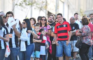 Torcedores de Atltico e Flamengo comparecem ao Independncia para verem estrelas como Dad Maravilha e Reinaldo