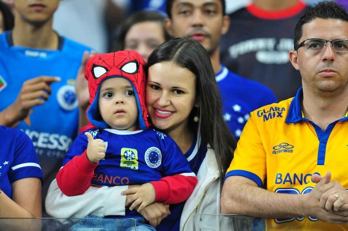 Jogo, vlido pela 14 rodada do Campeonato Brasileiro, foi disputado no Mineiro