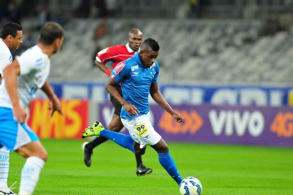 Jogo, vlido pela 14 rodada do Campeonato Brasileiro, foi disputado no Mineiro