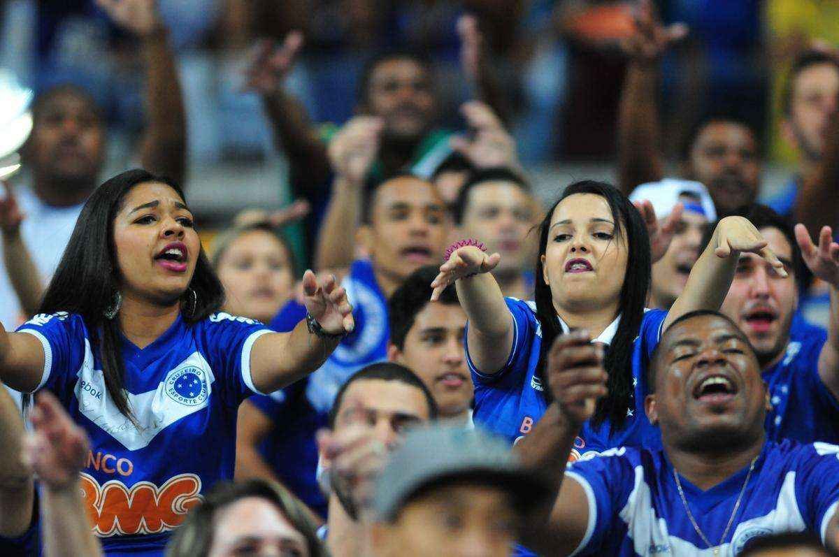 Jogo, vlido pela 14 rodada do Campeonato Brasileiro, foi disputado no Mineiro