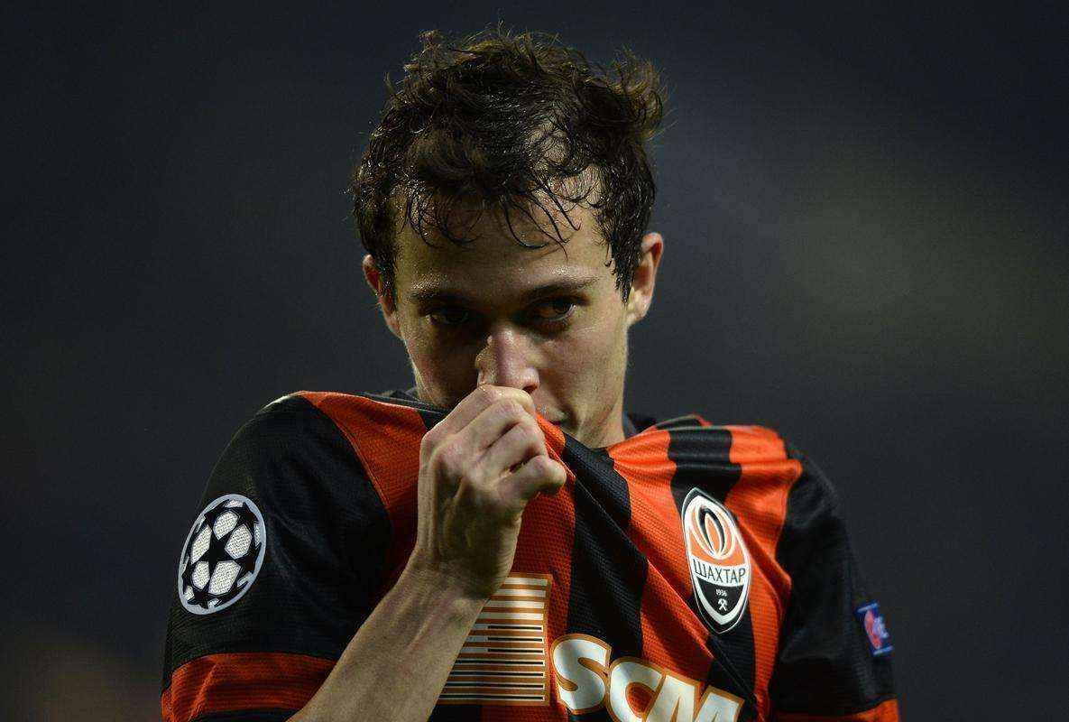 As boas atuaes na Libertadores fizeram Bernard se tornar a maior venda da histria do Atltico. Em agosto de 2013, foi negociado com o Shakhtar, da Ucrnia, por 25 milhes de euros. O atacante  reserva do time.
